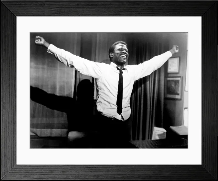 Framed Print : THE SLENDER THREAD, Sidney Poitier, 1965 Framed Print : THE SLENDER THREAD, Sidney Poitier, 1965