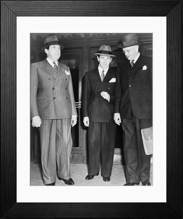 Framed Print : Bugsy Siegel center with his lawyers Jerry Giesler left and Byron Hanna right leaving county jail in Los Angeles California after the case against him was dismissed Framed Print : Bugsy Siegel center with his lawyers Jerry Giesler left and Byron Hanna right leaving county jail in Los Angeles California after the case against him was dismissed
