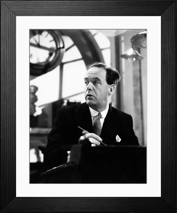Framed Print : EASY MONEY, Mervyn Johns, 1948