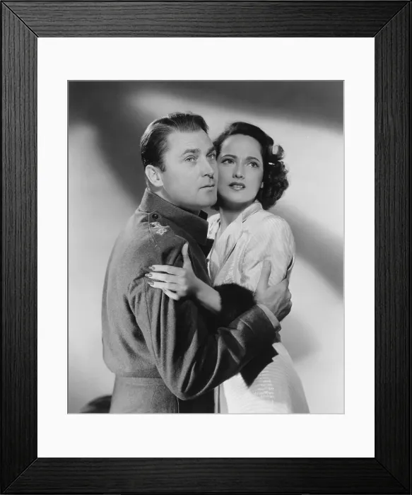 Framed Print : FIRST COMES COURAGE, from left: Brian Aherne, Merle Oberon, 1943 Framed Print : FIRST COMES COURAGE, from left: Brian Aherne, Merle Oberon, 1943