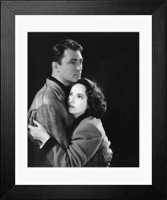 Framed Print : FIRST COMES COURAGE, from left: Brian Aherne, Merle Oberon, 1943 Framed Print : FIRST COMES COURAGE, from left: Brian Aherne, Merle Oberon, 1943