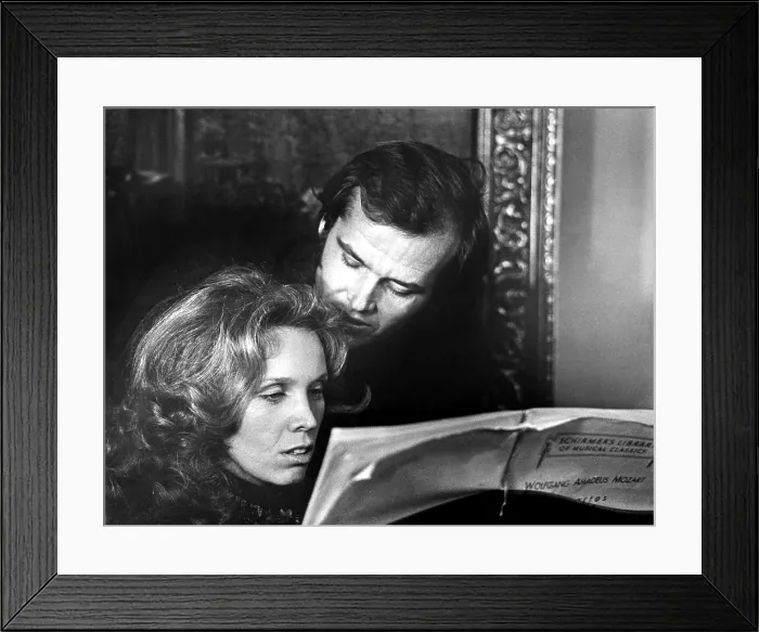 Framed Print : FIVE EASY PIECES, Susan Anspach, Jack Nicholson, 1970 Framed Print : FIVE EASY PIECES, Susan Anspach, Jack Nicholson, 1970