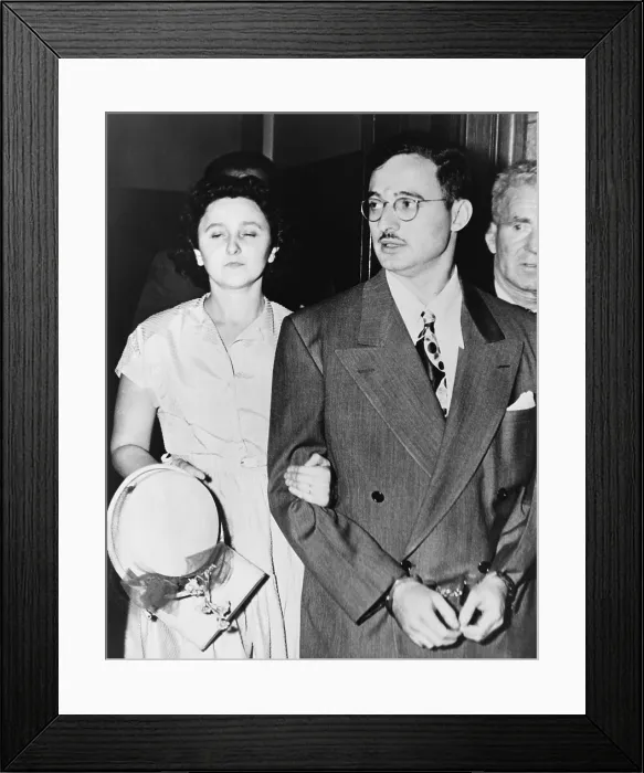 Framed Print : Ethel and Julius Rosenberg leaving New York City Federal Court after their arraignment conspiracy to commit espionage. August 23 1951