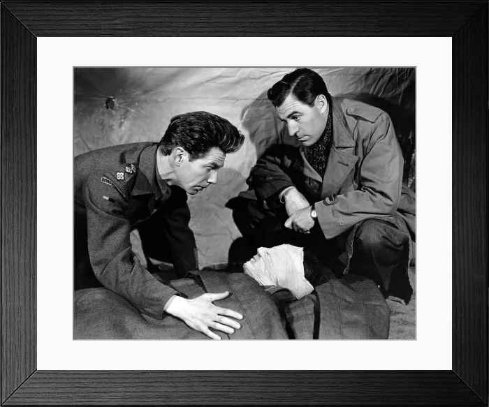 Framed Print : THE SMALL BACK ROOM, Michael Gough, Bryan Forbes, David Farrar, 1949 Framed Print : THE SMALL BACK ROOM, Michael Gough, Bryan Forbes, David Farrar, 1949
