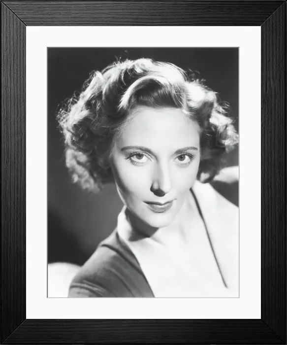 Framed Print : THE SMALL BACK ROOM, Kathleen Byron, 1949 Framed Print : THE SMALL BACK ROOM, Kathleen Byron, 1949