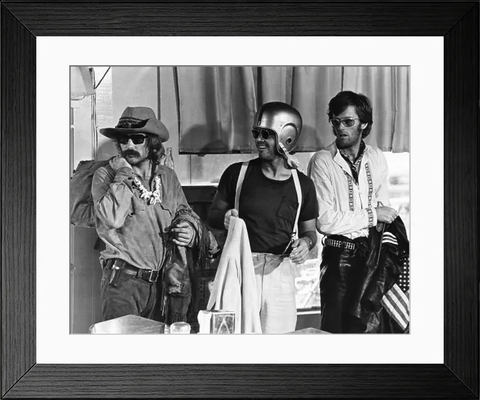 Framed Print : EASY RIDER, from left, Dennis Hopper, Jack Nicholson, Peter Fonda, 1969