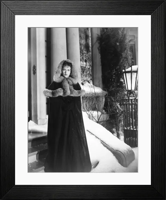 Framed Print : EXPERIMENT PERILOUS, Hedy Lamarr, 1944