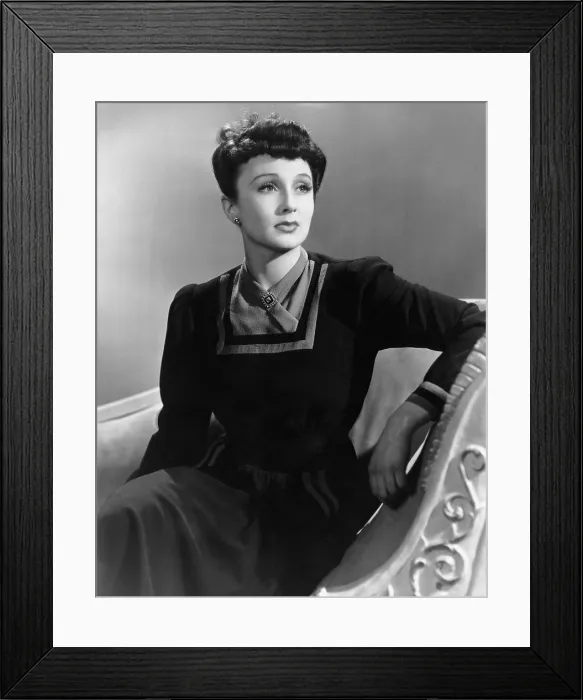 Framed Print : THEY CAME TO A CITY, Googie Withers, 1945