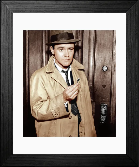Framed Print : THE APARTMENT, Jack Lemmon, 1960