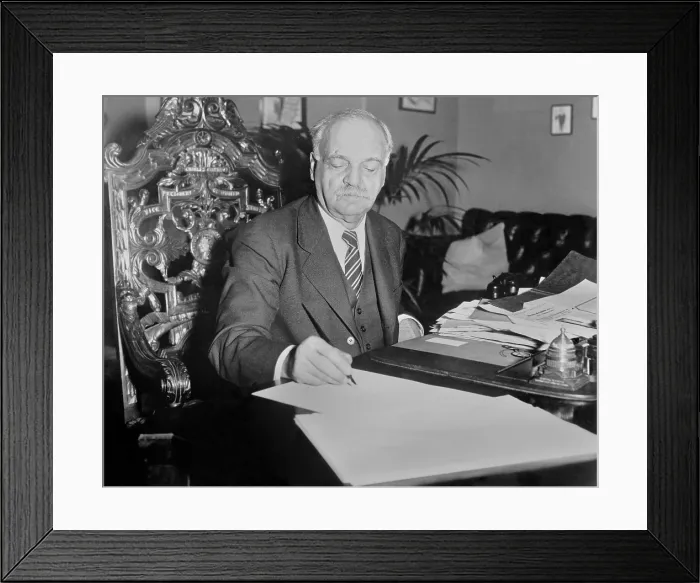 Framed Print : VP Charles Curtis signs $2 billion depression bill, Jan. 22, 1932