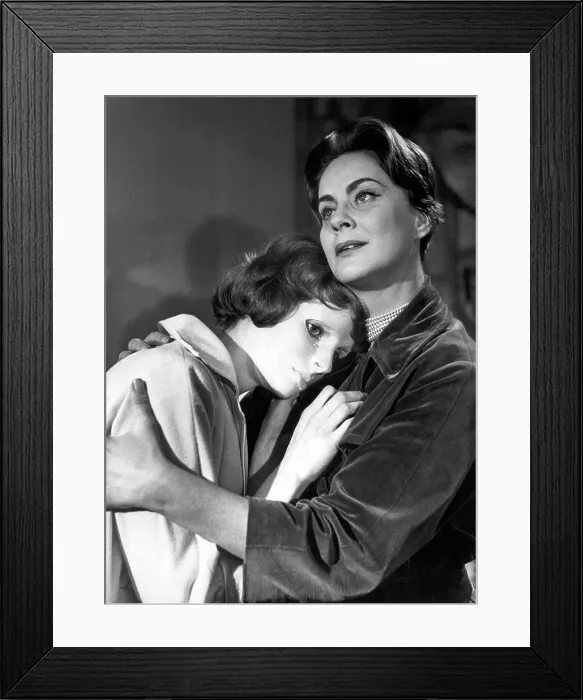Framed Print : EYES WITHOUT A FACE, (aka LES YEUX SANS VISAGE), Edith Scob, Alida Valli, 1960