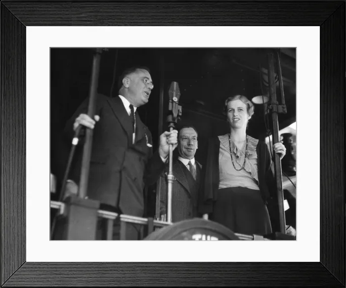 Framed Print : Franklin Roosevelt speaking from a train at Redding, California. Sept. 22, 1932. L-R: FDR, Francis Carr and his daughter, Mrs. John Boettiger (Anna Roosevelt Halsted) Framed Print : Franklin Roosevelt speaking from a train at Redding, California. Sept. 22, 1932. L-R: FDR, Francis Carr and his daughter, Mrs. John Boettiger (Anna Roosevelt Halsted)