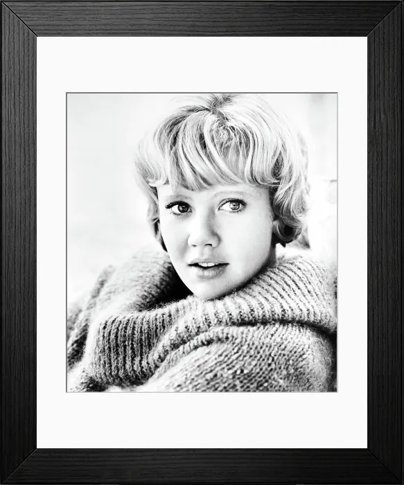 Framed Print : THAT DARN CAT, Hayley Mills, 1965