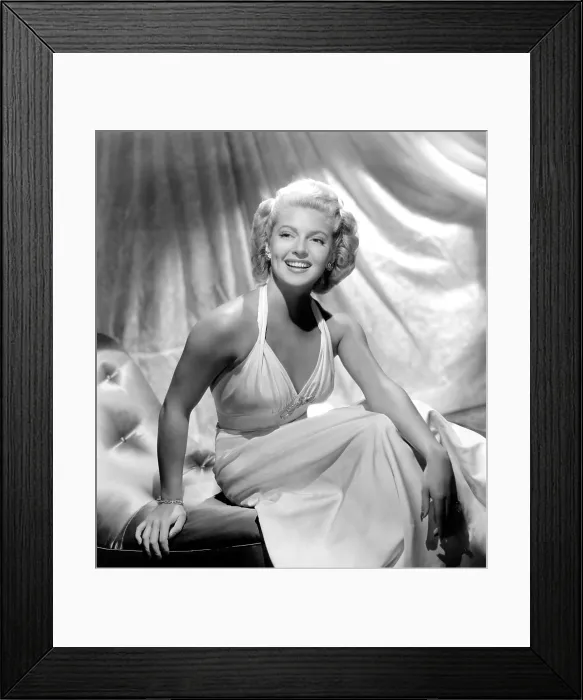 Framed Print : SLIGHTLY DANGEROUS, Lana Turner, 1943