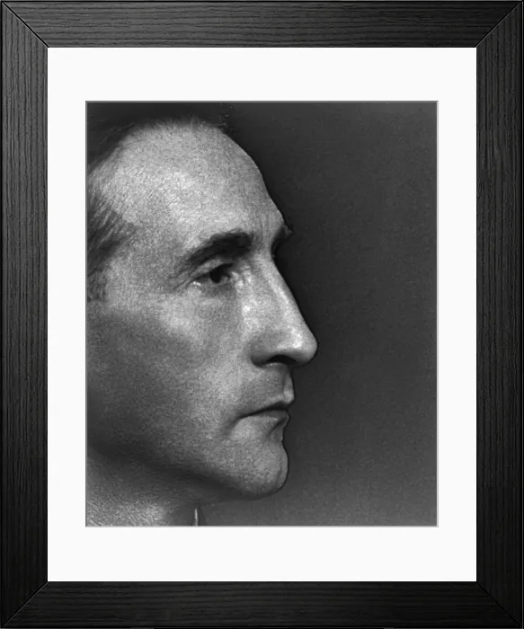 Framed Print : Marcel Duchamp (1890-1976) French painter in 1930 portrait