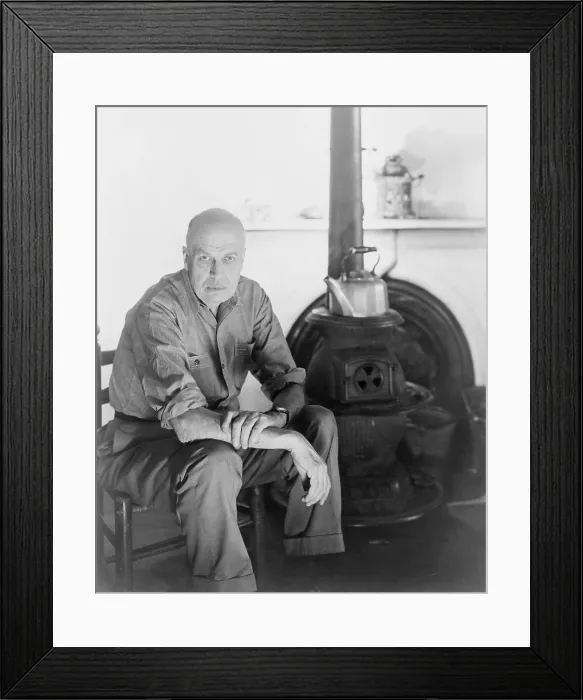 Framed Print : Edward Hopper (1882-1967), American realist artist in his studio. Ca. 1945 Framed Print : Edward Hopper (1882-1967), American realist artist in his studio. Ca. 1945