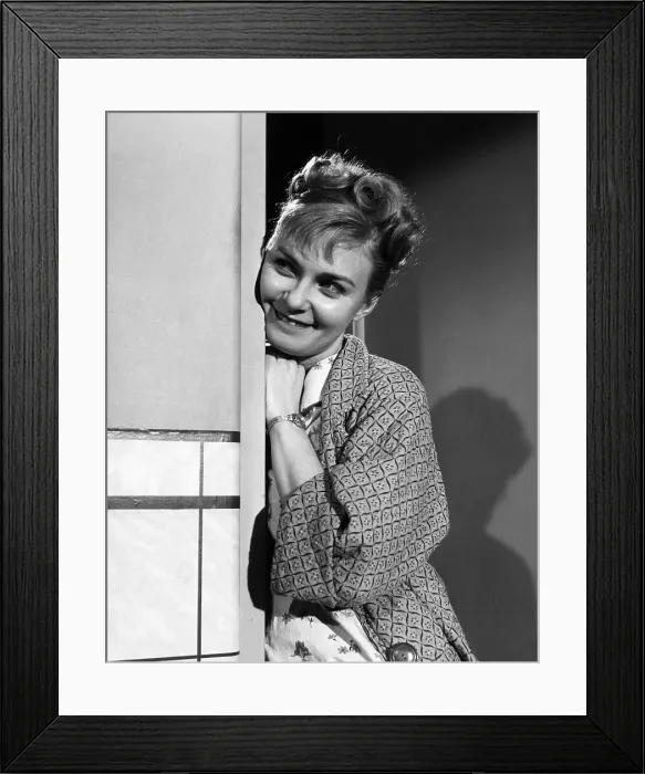 Framed Print : THE THREE FACES OF EVE, THE, Joanne Woodward, 1957, TM and Copyright 20th Century Fox Film Corp. All rights reserved Framed Print : THE THREE FACES OF EVE, THE, Joanne Woodward, 1957, TM and Copyright 20th Century Fox Film Corp. All rights reserved
