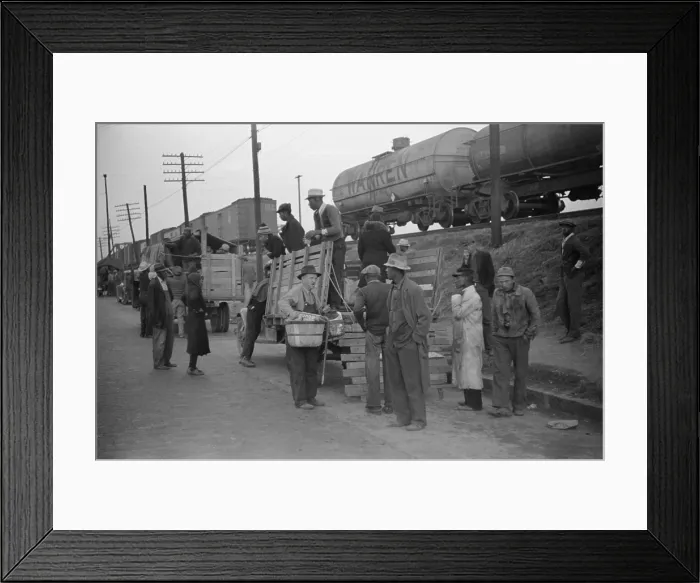Framed Print : Hired African American day laborers in trucks, Memphis, 1939. They will pick cotton at nearby plantation for wages ranging from 50 cents to a dollar a day