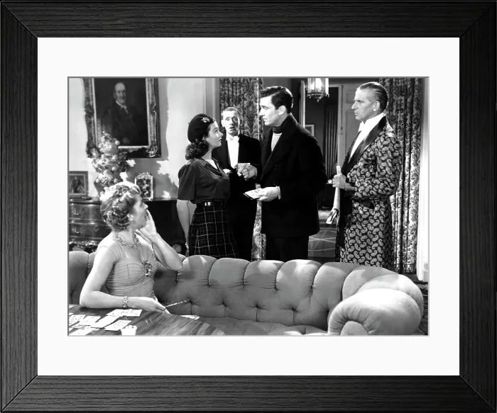 Framed Print : MAN HUNT, John Carradine, Joan Bennett, Walter Pidgeon, 1941