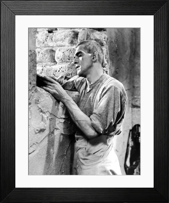 Framed Print : THE LOST PATROL, Boris Karloff, 1934 Framed Print : THE LOST PATROL, Boris Karloff, 1934