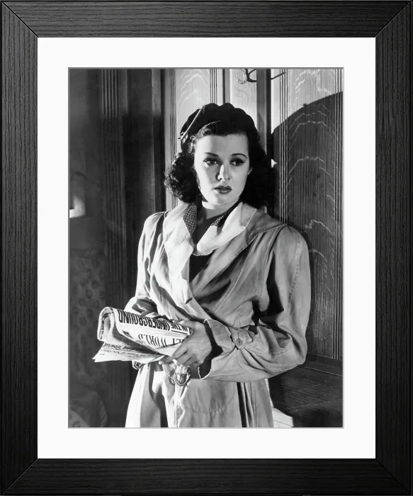 Framed Print : MAN HUNT, Joan Bennett, 1941. TM and Copyright (c) 20th Century Fox Film Corp. All rights reserved. Courtesy: Everett Collection