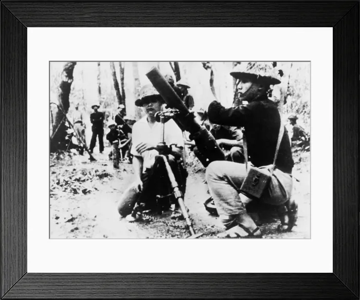 Framed Print : South Vietnam Viet Cong with captured US 81mm mortar. 1965 Framed Print : South Vietnam Viet Cong with captured US 81mm mortar. 1965
