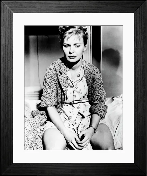Framed Print : THE THREE FACES OF EVE, Joanne Woodward, 1957, TM & Copyright 20th Century Fox Film Corp. / courtesy Everett Collection Framed Print : THE THREE FACES OF EVE, Joanne Woodward, 1957, TM & Copyright 20th Century Fox Film Corp. / courtesy Everett Collection