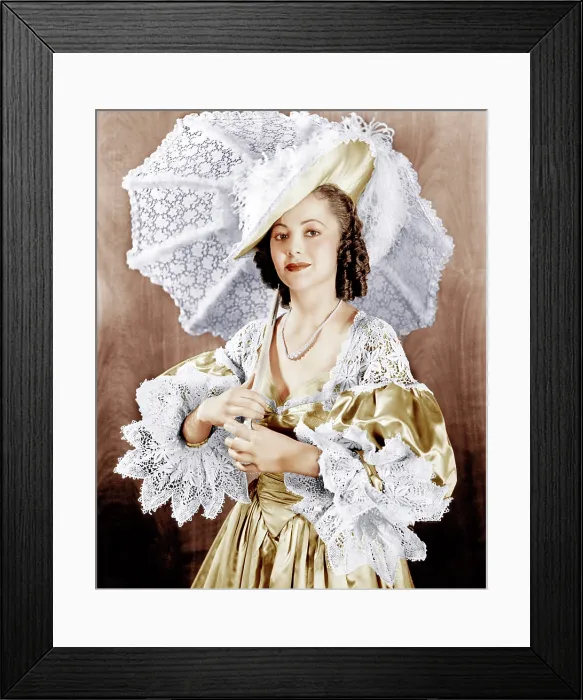 Framed Print : CAPTAIN BLOOD, Olivia de Havilland, 1935 Framed Print : CAPTAIN BLOOD, Olivia de Havilland, 1935