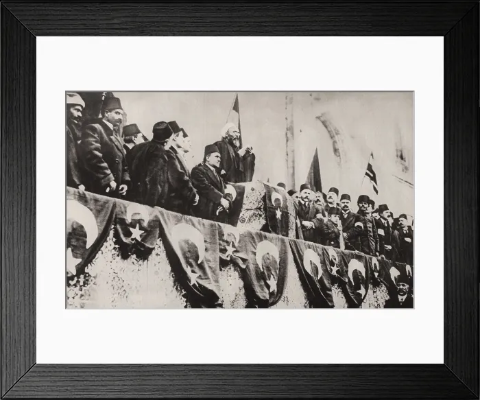 Framed Print : World War 1. The Sheikh ul-Islam proclaiming the Holy War in Istanbul, after the Turkish government formally entered the war on Oct. 28, 1914