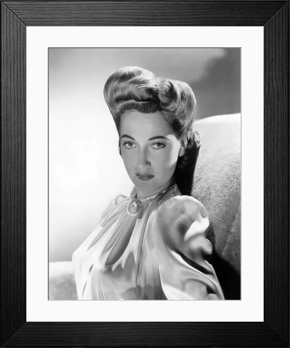 Framed Print : THEY GOT ME COVERED, Dorothy Lamour, 1943