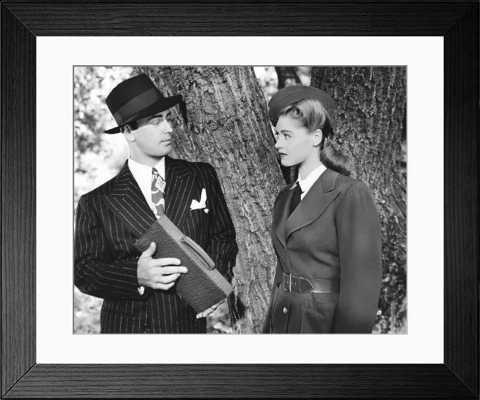 Framed Print : LUCKY JORDAN, from left: Alan Ladd, Helen Walker, 1942 Framed Print : LUCKY JORDAN, from left: Alan Ladd, Helen Walker, 1942