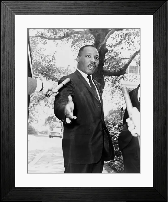 Framed Print : MLK at NYC's Gracie Mansion, the official residence of Mayor Robert Wagner Framed Print : MLK at NYC's Gracie Mansion, the official residence of Mayor Robert Wagner