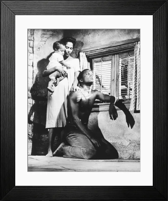 Framed Print : PORGY AND BESS, from left: Dorothy Dandridge, Sidney Poitier, 1959