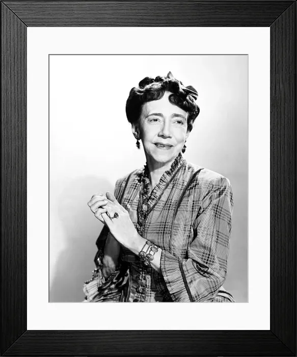 Framed Print : THE SHOCKING MISS PILGRIM, Elizabeth Patterson, 1947, TM & Copyright 20th Century Fox Film Corp. / courtesy Everett Collection