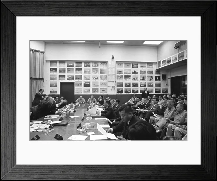 Framed Print : Honolulu Conference on the Vietnam War. President Lyndon Johnson is leaning forward and gesturing toward Nguyen Van Thieu