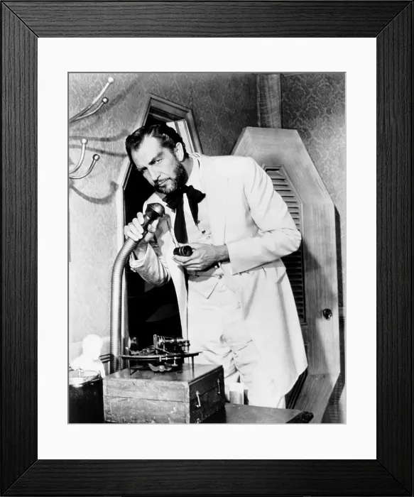 Framed Print : MASTER OF THE WORLD, Vincent Price, 1961