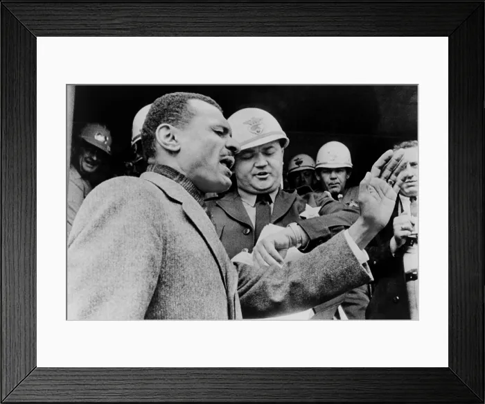 Framed Print : Cordy Tindell Vivian (b. 1924), leading prayer outside Selma, Alabama, Courthouse Framed Print : Cordy Tindell Vivian (b. 1924), leading prayer outside Selma, Alabama, Courthouse