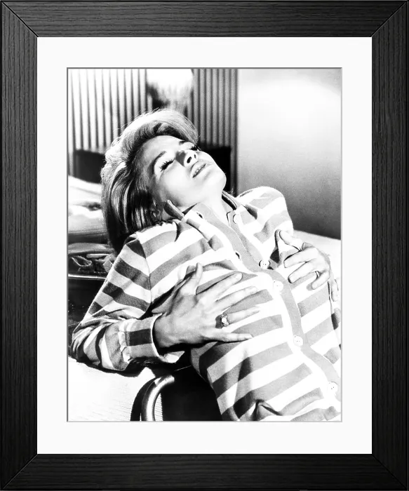Framed Print : POINT BLANK, Angie Dickinson, 1967