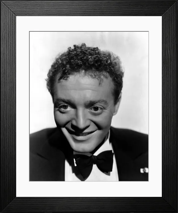 Framed Print : THE MALTESE FALCON, Peter Lorre, 1941