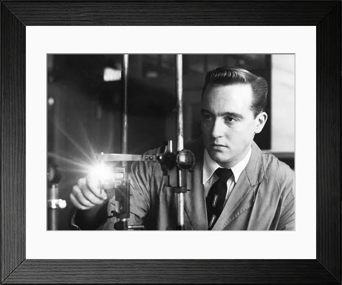 Framed Print : FBI scientists applied technology in criminal investigations. Ca. 1950 Framed Print : FBI scientists applied technology in criminal investigations. Ca. 1950