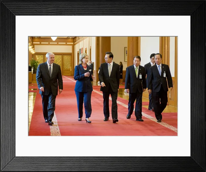 Framed Print : Robert Gates Hillary Clinton South Korean President Lee Myung-bak South Korean Foreign Minister Yu Myung-hwan Framed Print : Robert Gates Hillary Clinton South Korean President Lee Myung-bak South Korean Foreign Minister Yu Myung-hwan
