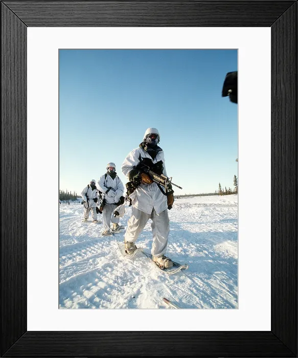 Framed Print : US soldiers in Arctic warfare training at Fort Greely Alaska. Jan 31 1991. (BSLOC_2011_12_262)