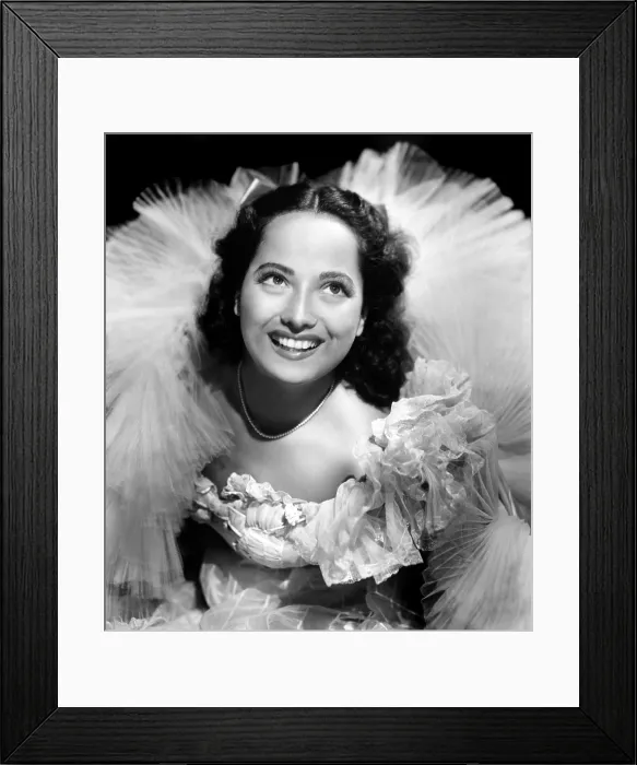 Framed Print : LYDIA, Merle Oberon, 1941