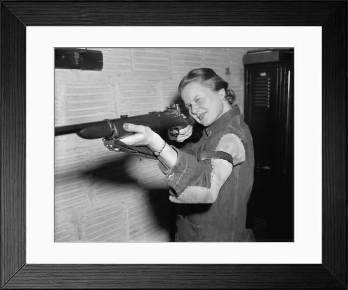 Framed Print : National Rifle Association's queen of rifle shooters in 1939 was Jean Yocum, George Washington University co-ed Framed Print : National Rifle Association's queen of rifle shooters in 1939 was Jean Yocum, George Washington University co-ed