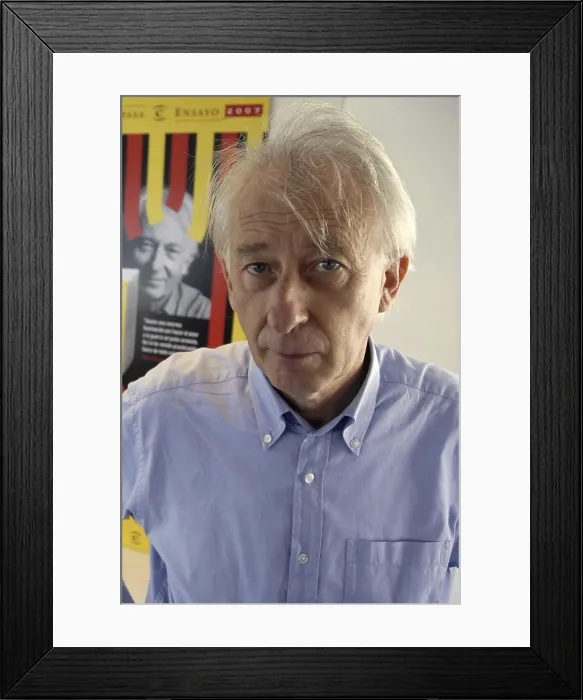 Framed Print : BOADELLAAlbert (1943). Actor and playwright. 2007. Oscar Elias / AISA / Everett Collection (184722)**US SALES ONLY** Framed Print : BOADELLAAlbert (1943). Actor and playwright. 2007. Oscar Elias / AISA / Everett Collection (184722)**US SALES ONLY**