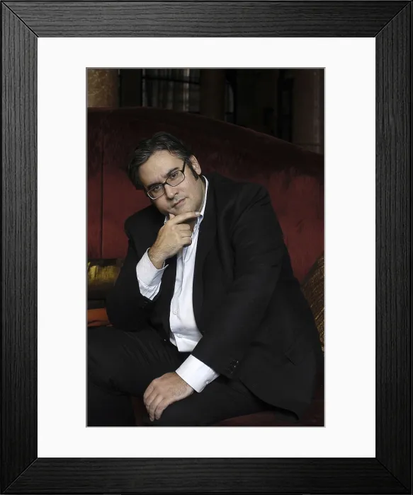 Framed Print : PRADAJuan Manuel de (1970). Writer. 2007. Oscar Elias / AISA / Everett Collection (184727)**US SALES ONLY**