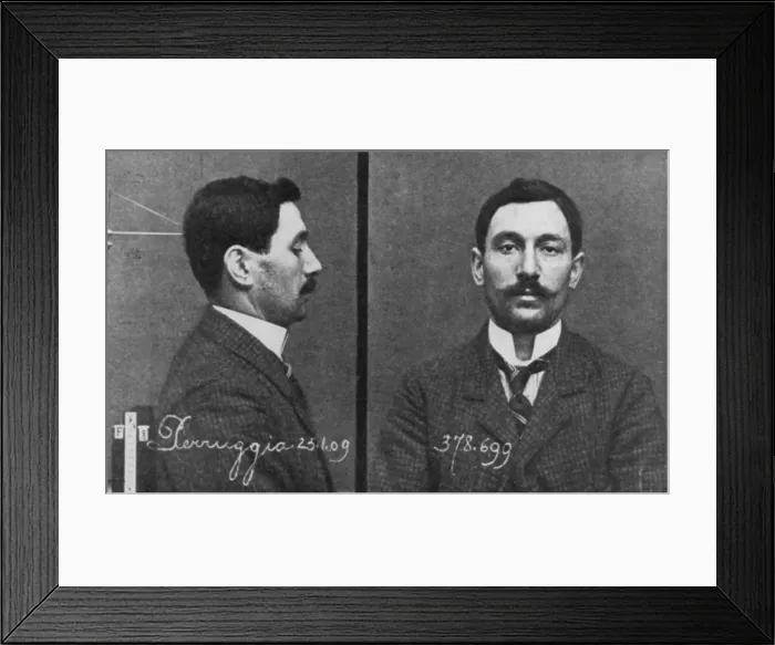 Framed Print : Mugshots of Vincenzo Perruggia, an employee of the Louvre Museum who stole the Mona Lisa on August 21, 1911