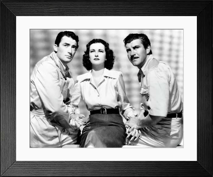 Framed Print : THE MACOMBER AFFAIR, Gregory Peck, Joan Bennett, Robert Preston, 1947