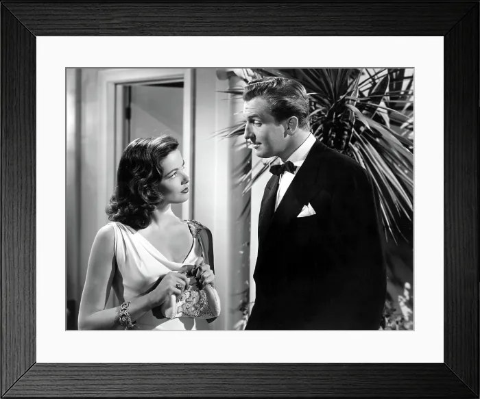 Framed Print : LAURA, Gene Tierney, Vincent Price, 1944. TM and Copyright 20th Century Fox Film Corp. All rights reserved. Courtesy: Everett Collection