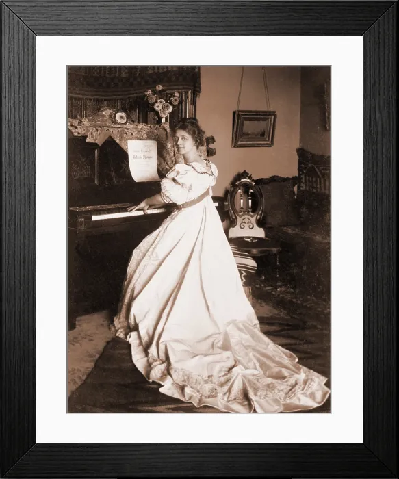 Framed Print : Ellen Beach Yaw (1869-1947) seated at piano in 1907, the year prior to her grand opera debut in LUCIA DI LAMMERMOOR in Rome Framed Print : Ellen Beach Yaw (1869-1947) seated at piano in 1907, the year prior to her grand opera debut in LUCIA DI LAMMERMOOR in Rome